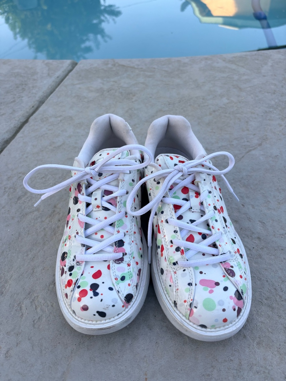 Women’s bowling shoes size 6
